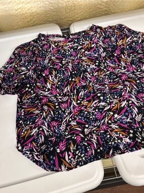 Ann Taylor Floral Print Blouse size petite medium